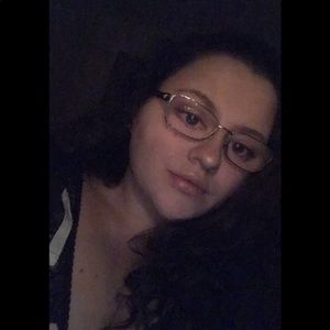 Meet your Posher, Cassie